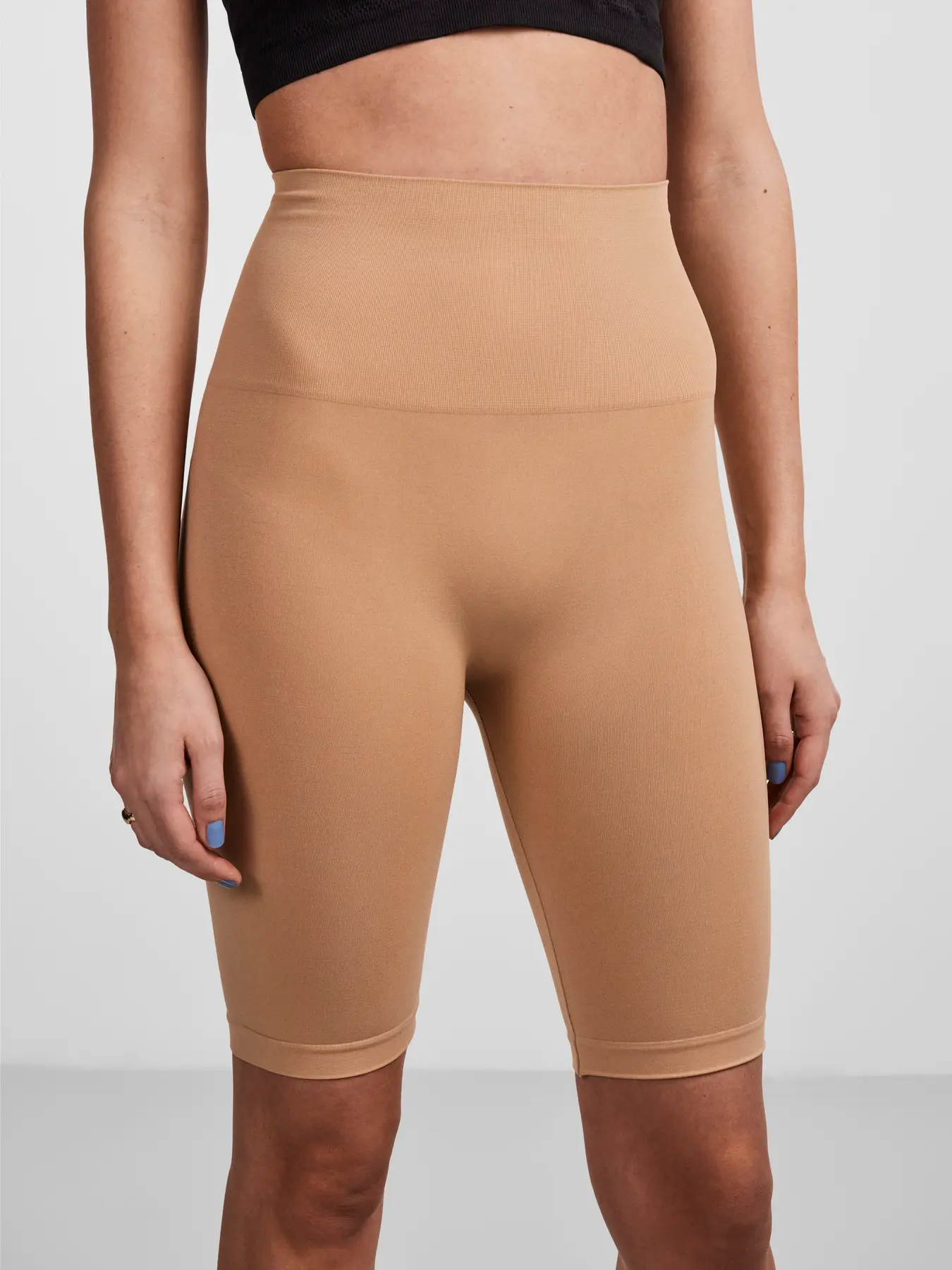 Pieces Naisten Shortsit PCIMAGINE SHAPEWEAR SHORTS Tan