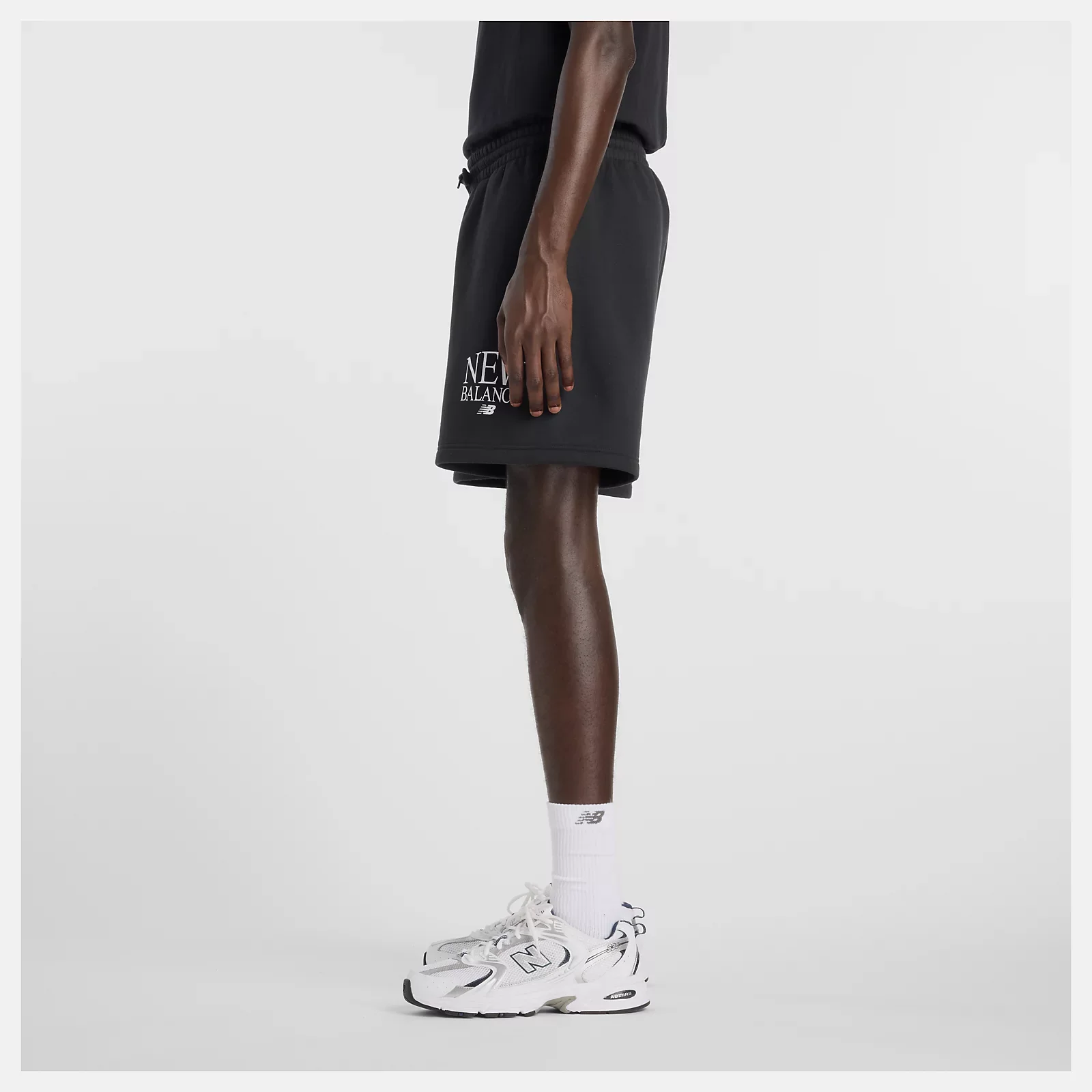 New Balance miesten collegeshortsit Reimagined Fleece Shorts 7', musta - Image 3