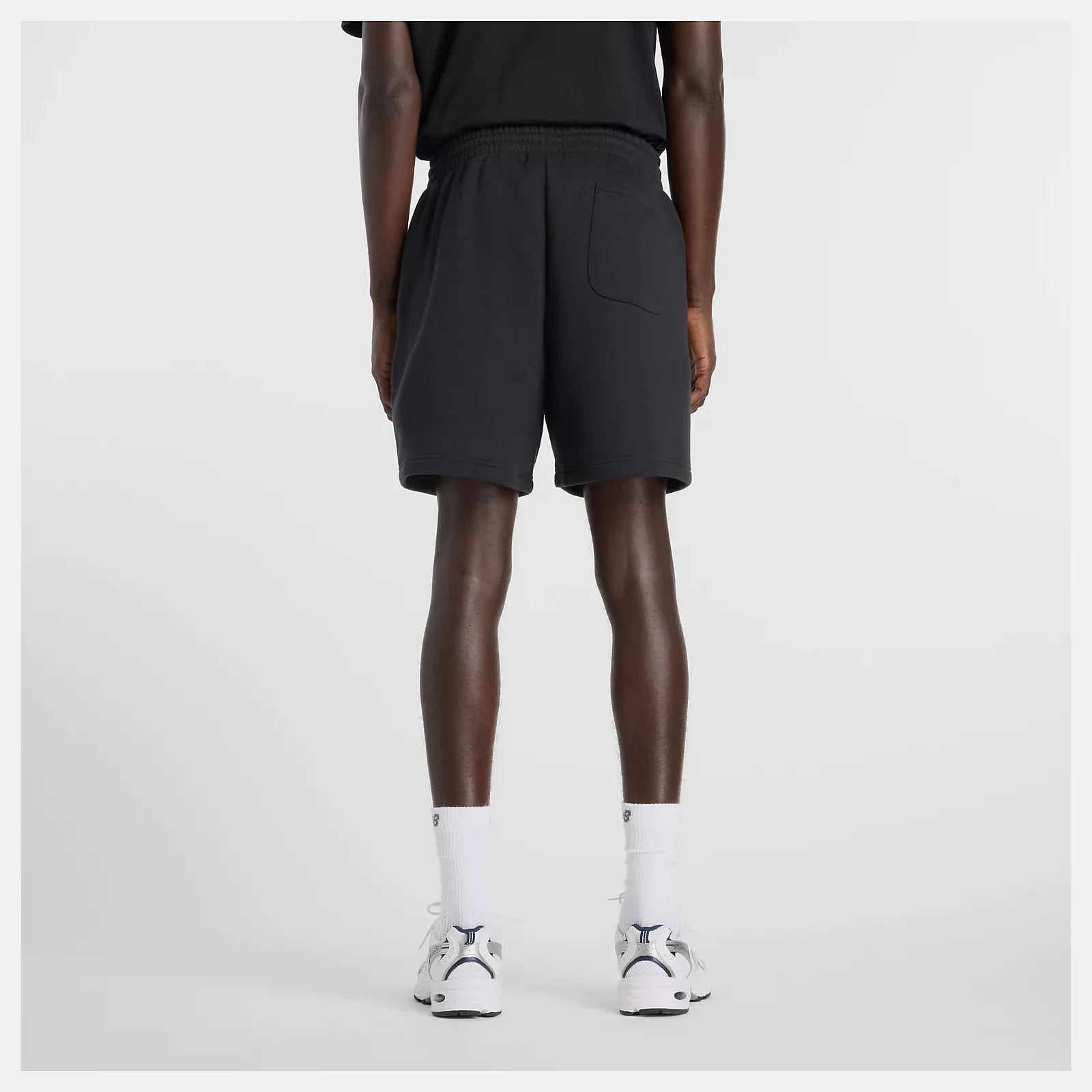 New Balance miesten collegeshortsit Reimagined Fleece Shorts 7', musta - Image 4