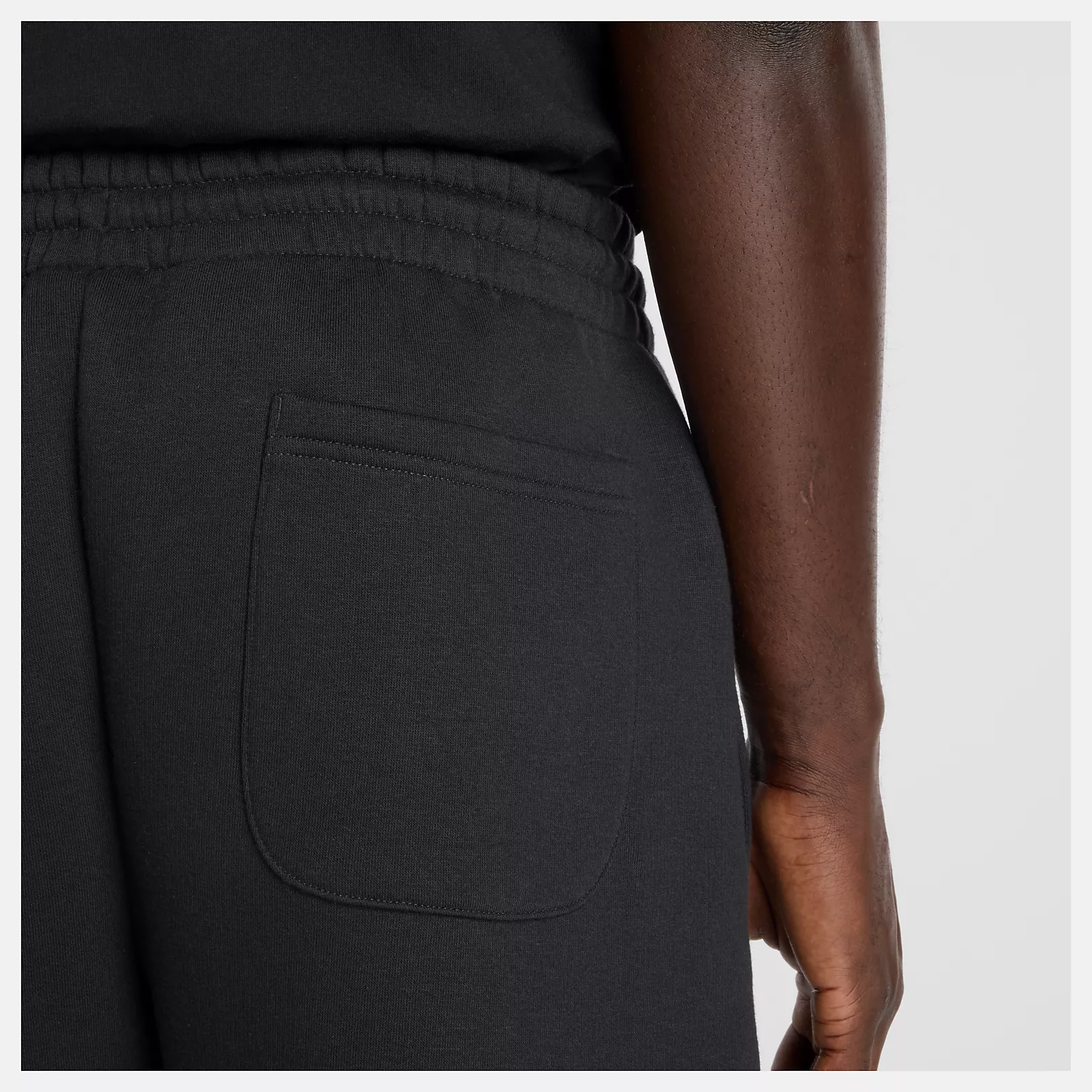 New Balance miesten collegeshortsit Reimagined Fleece Shorts 7', musta - Image 7