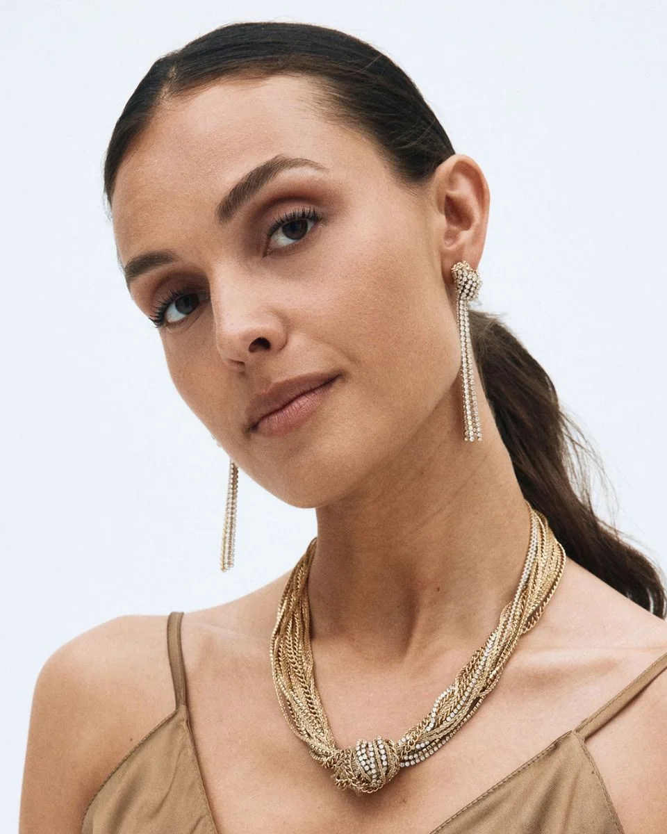 Edblad korvakorut Revel Knot Earrings Gold, Gold pleated - Image 5