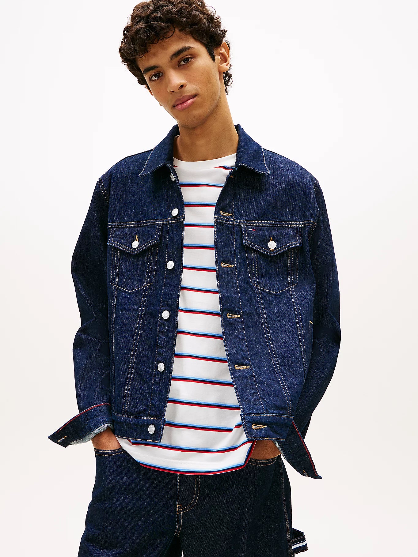 Tommy Jeans miesten farkkutakki Ryan Regular Trucker Jacket, tummansininen