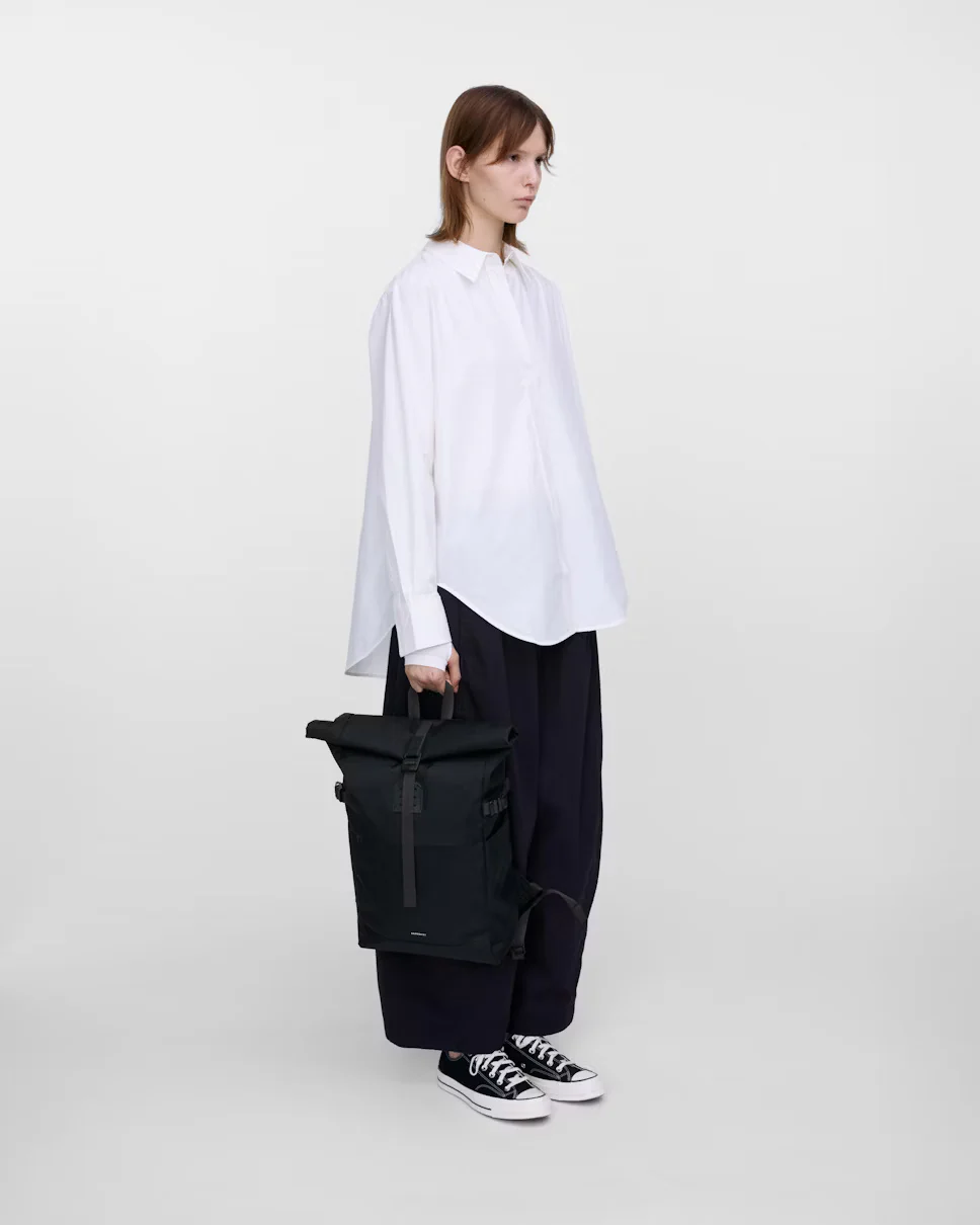 Sandqvist reppu, ICON ROLLTOP BACKPACK M Musta - Image 5