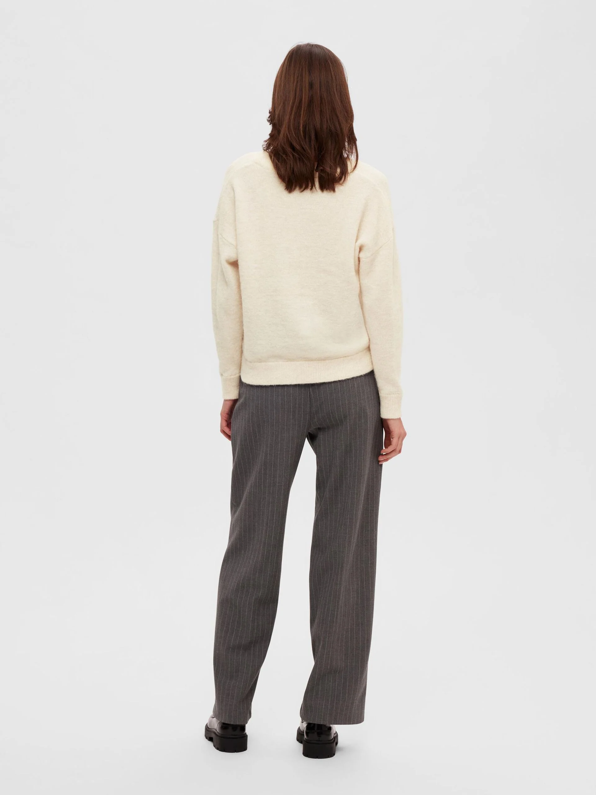 Selected Femme neule, SLFMALINE LS KNIT V-NECK  Luonnonvalkoinen - Image 2