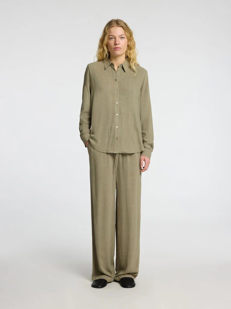 Selected Femme pellavahousut, SLFVIVA-GULIA MW LONG LINEN PANT NOOS Khaki