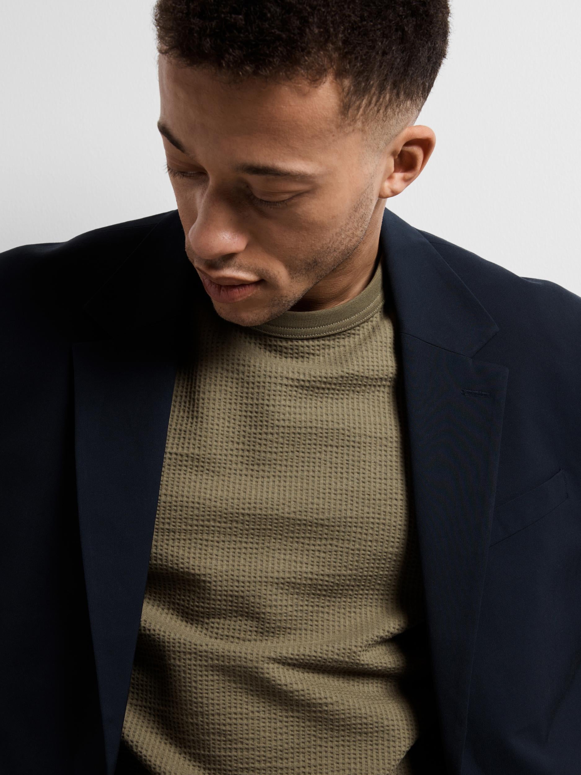 Selected miesten t-paita, SANDER SEERSUCKER SS O-NECK Armeijanvihreä - Image 4