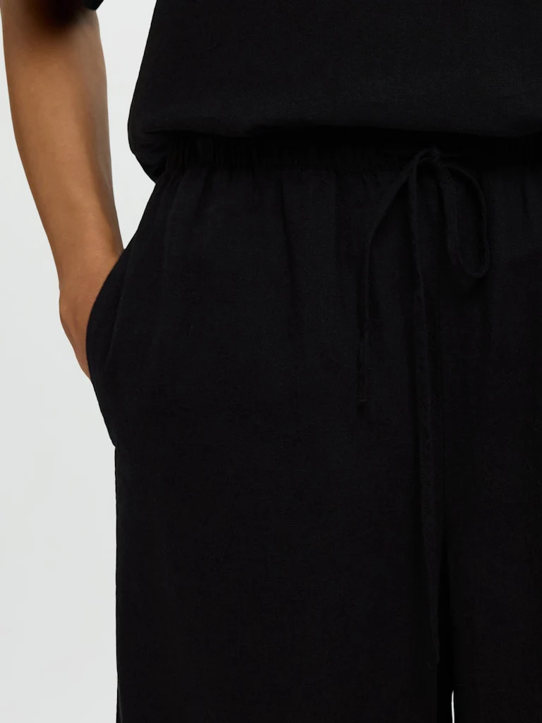 Selected Femme naisten housut SLFLuisa MW Wide Linen Blend Pant, musta - Image 6