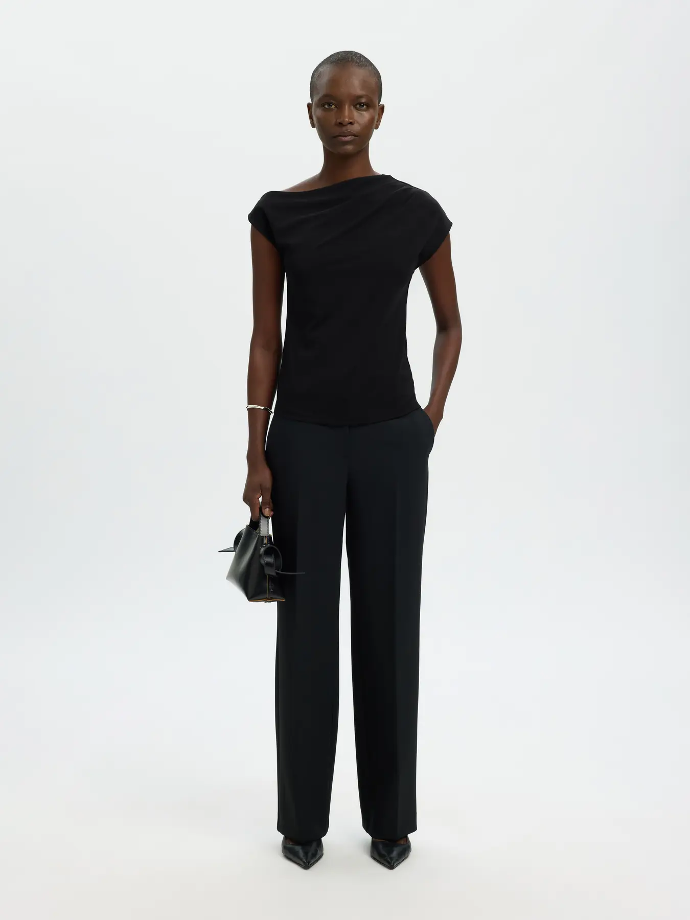 Selected Femme naisten toppi SLFMOLLY SS Top, musta - Image 6