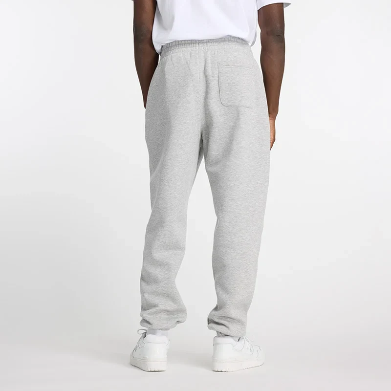 New Balance miesten collegehousut Sport Essentials Fleece Jogger Pants, vaaleanharmaa - Image 2