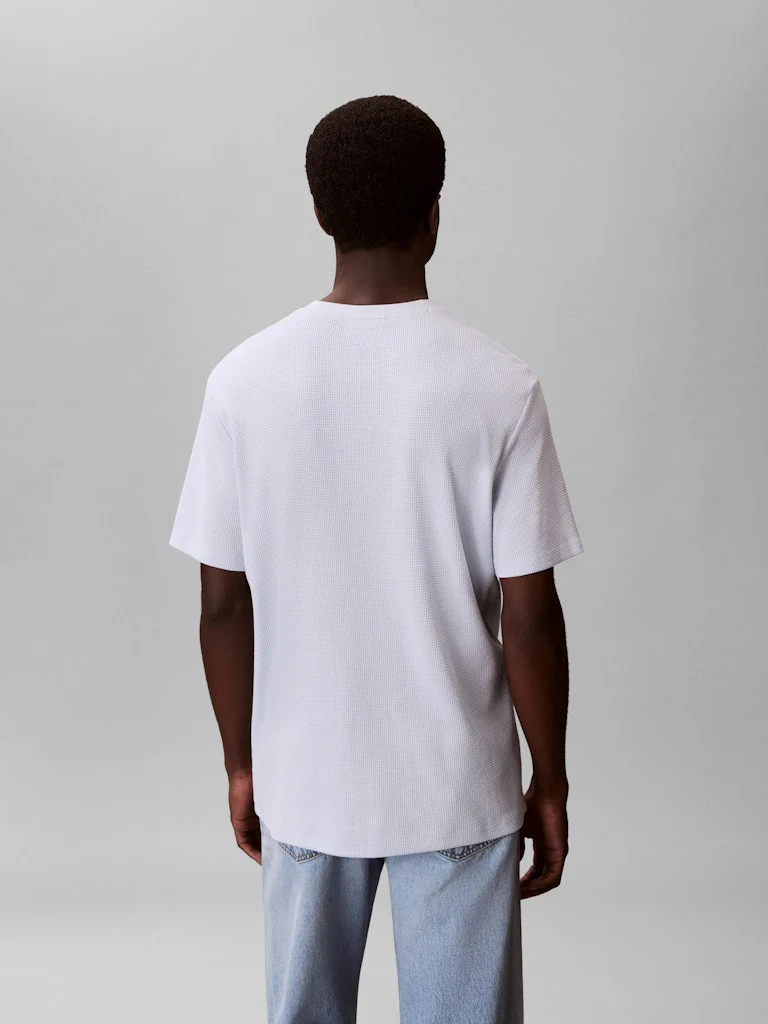 Calvin Klein Jeans miesten t-paita SS Waffle Badge Crewnk Tee, vaaleansininen - Image 2