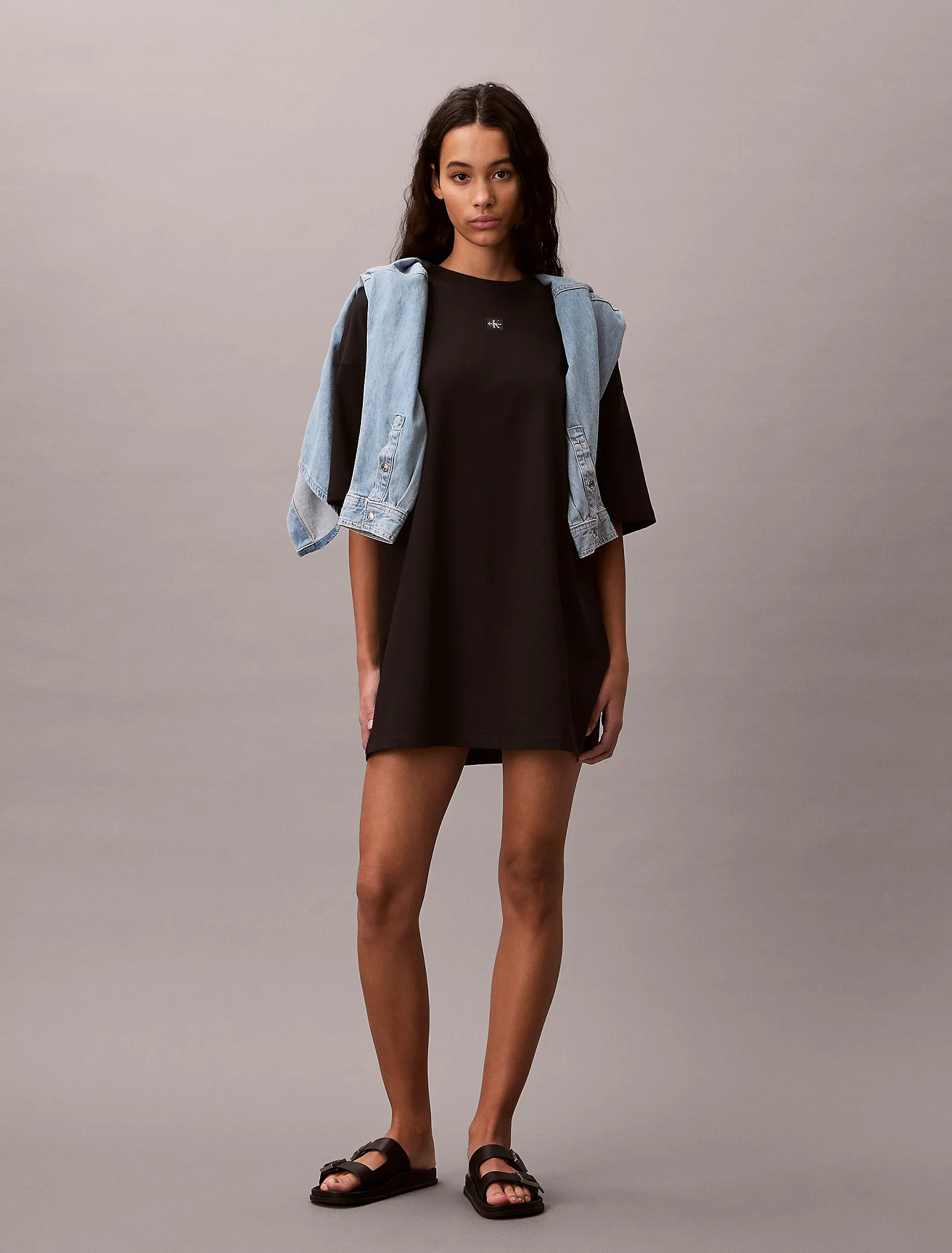 Calvin Klein Jeans naisten t-paitamekko SS WOven Label Oversized Tee Dress, musta - Image 6