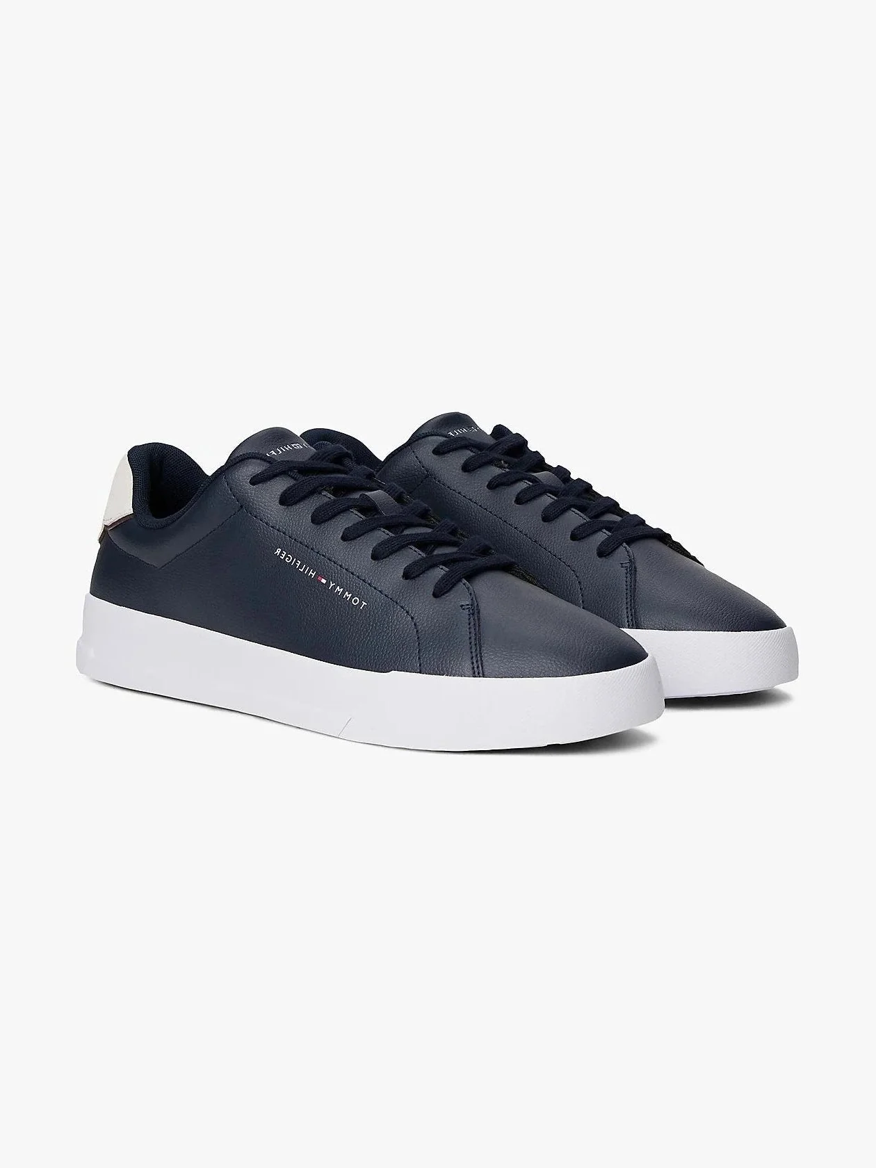 Tommy Hilfiger miesten tennarit, TH COURT LEATHER DETAIL ESS Tummansininen