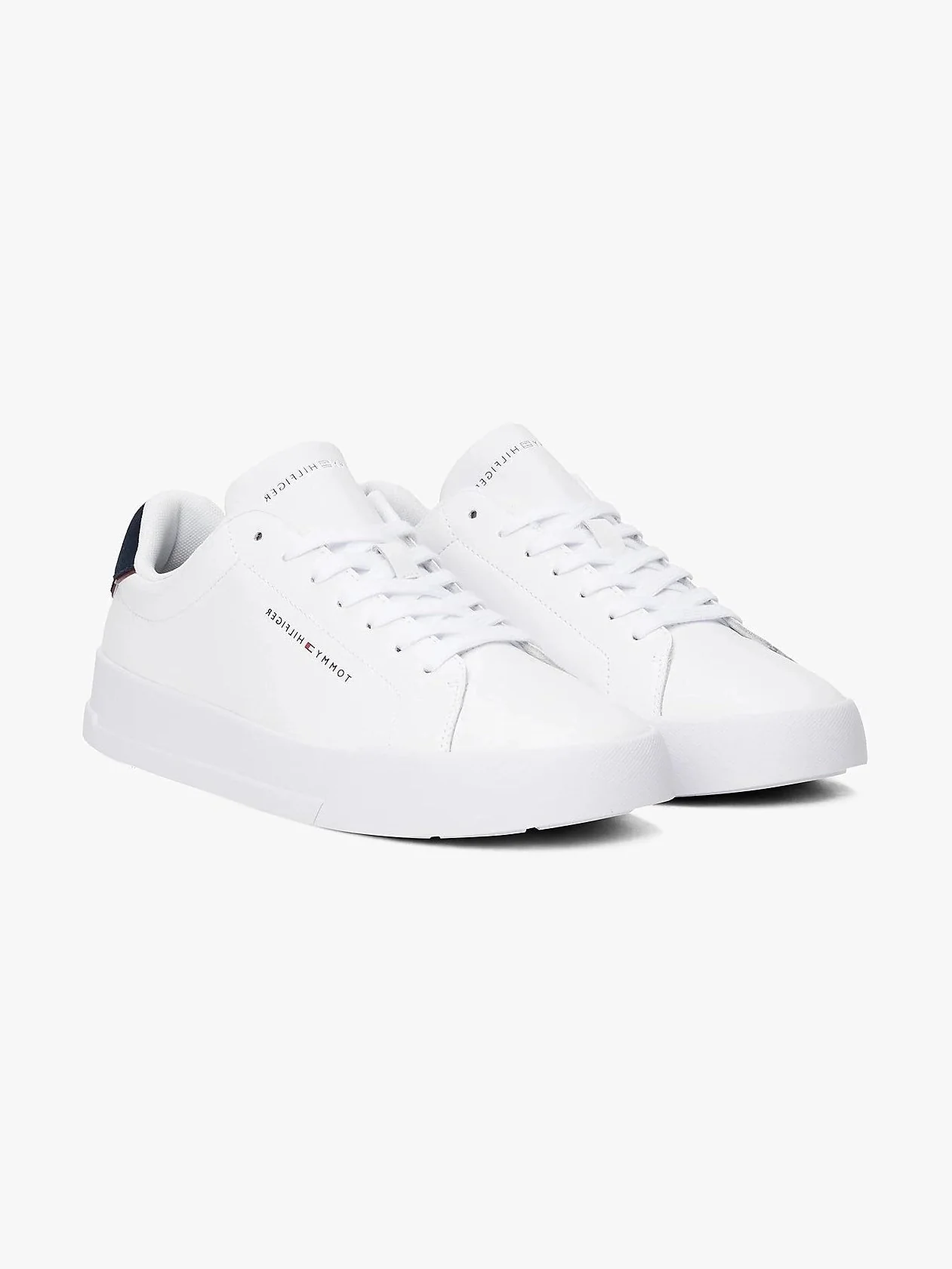 Tommy Hilfiger miesten tennarit, TH COURT LEATHER DETAIL ESS Valkoinen