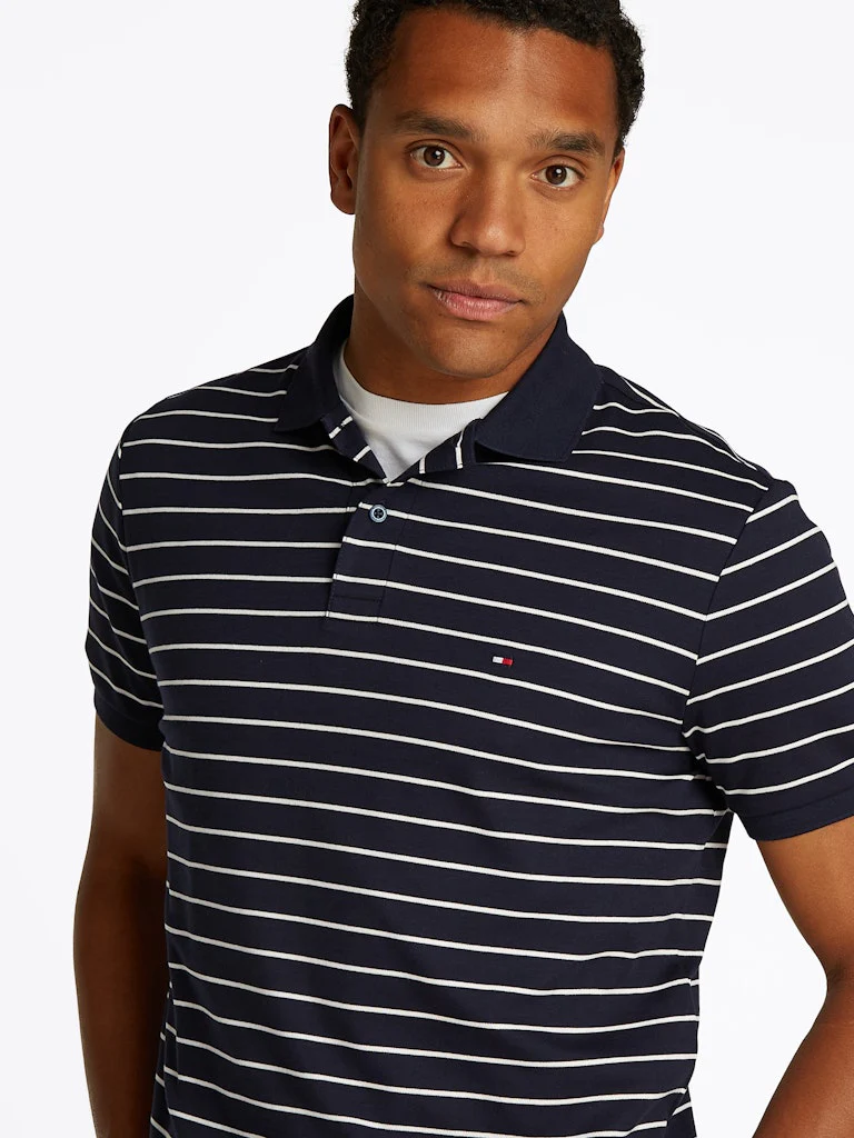 Tommy Hilfiger miesten pikeepaita, LIQUID COTTO REG SEASONAL POLO Raidallinen Sininen - Image 4