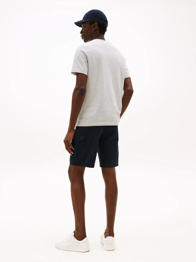 Tommy Hilfiger miesten t-paita, ESSENTIAL REG FIT TEE Raidallinen Valkoine - Image 2