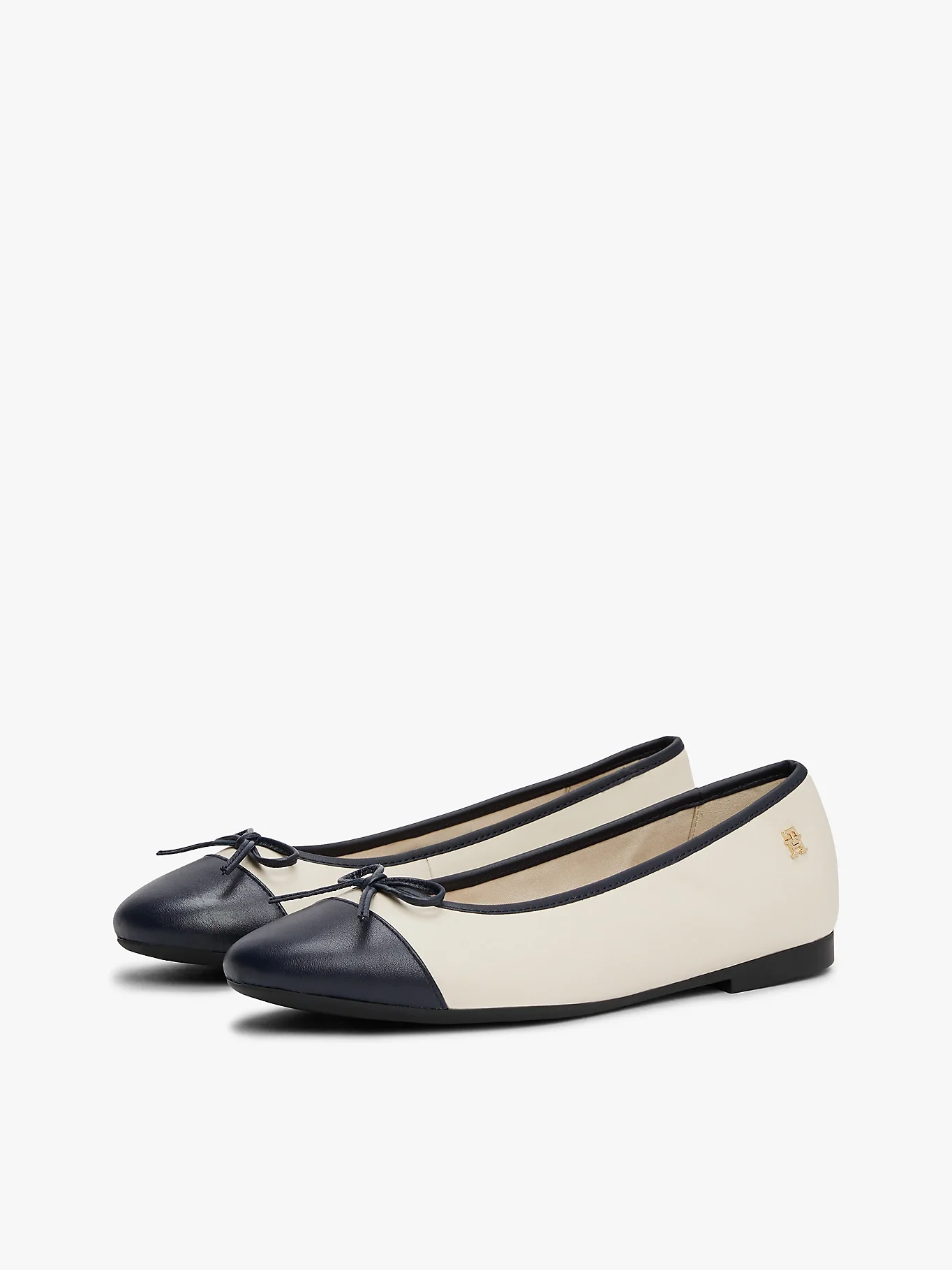 Tommy Hilfiger naisten balleriinat, TOE CAP LEATHER BALLERINA Beige Kuosi - Image 3