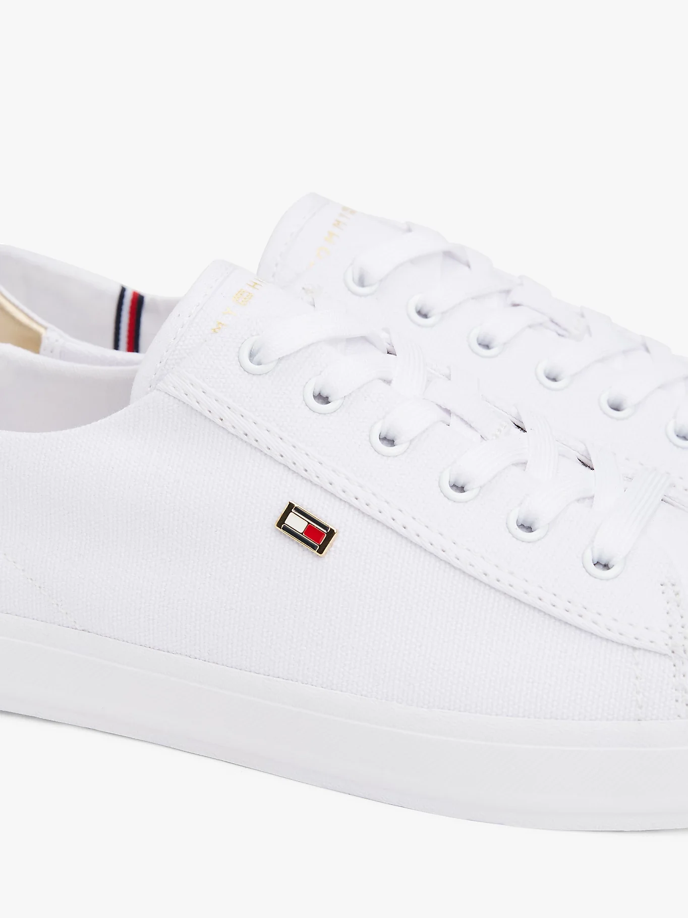 Tommy Hilfiger naisten tennarit Vulk Canvas Lace Up Sneaker, valkoinen - Image 4