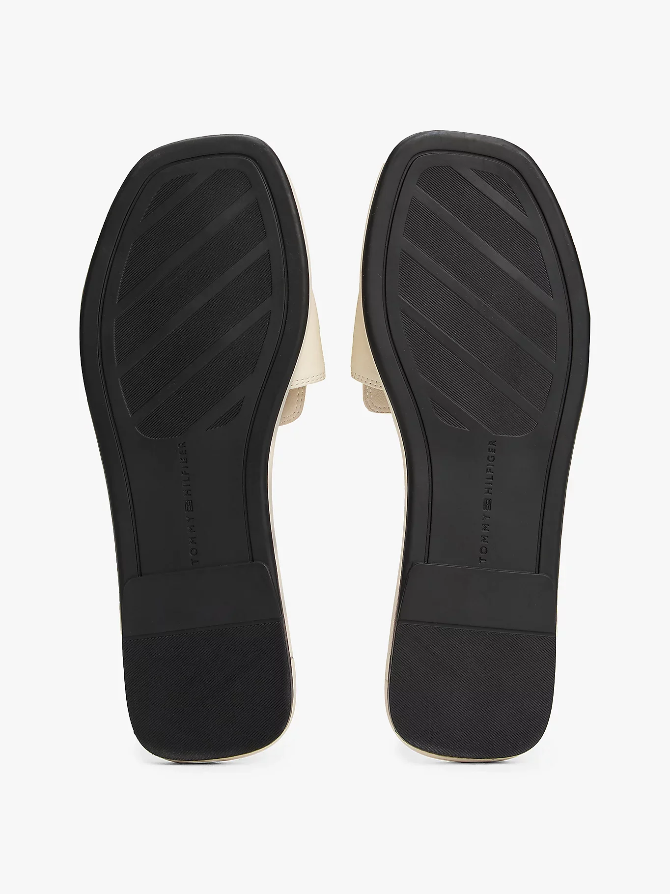 Tommy Hilfiger naisten sandaalit, LEATHER HORSEBIT MULE Luonnonvalkoinen - Image 4