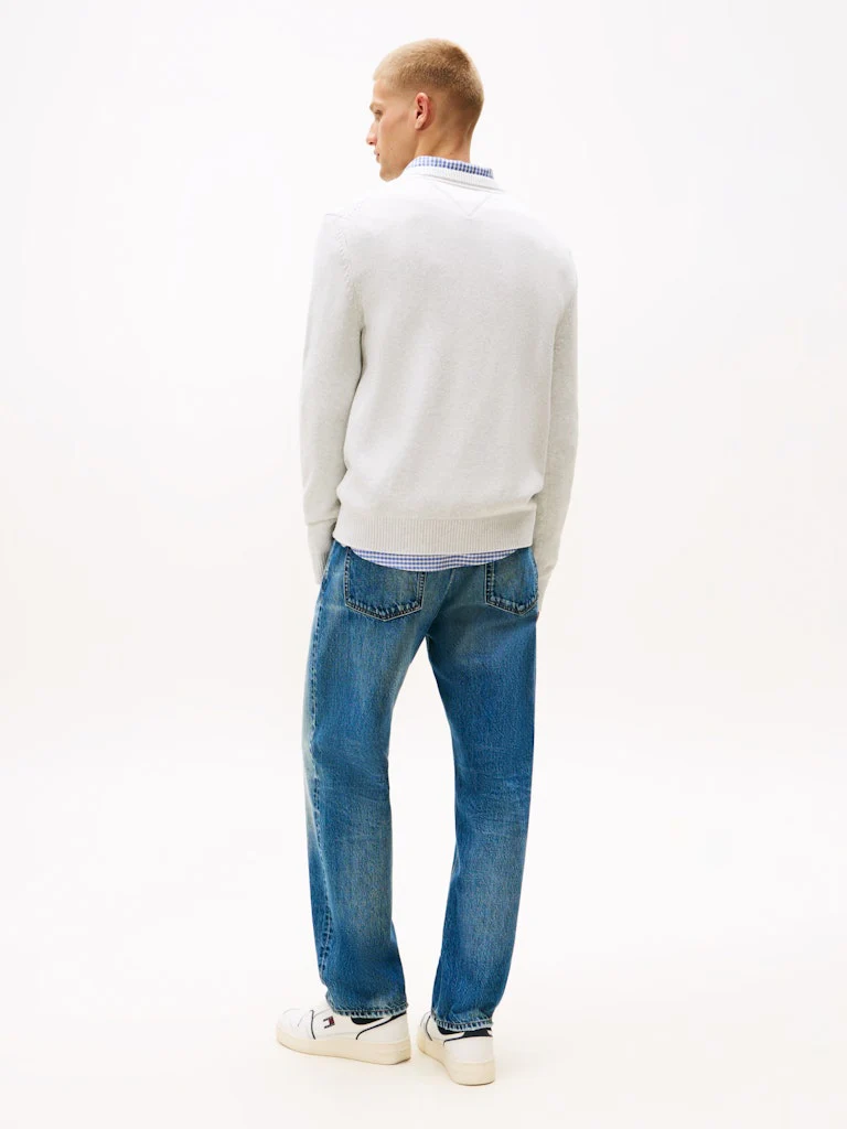 Tommy Jeans miesten neulepsuero, TJM SLIM ESS SWEATER EXT Vaaleanharmaa - Image 2