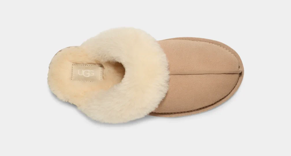 UGG Naisten Tossut, W SCUFFETTE II Hiekka - Image 2