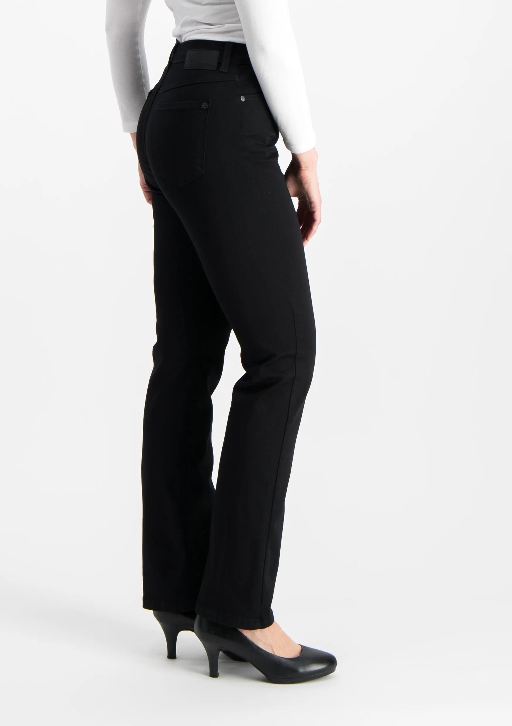 Very Nice Naisten Farkut, Caramel 9691 Curvy Fit Super Stretch Musta - Image 4