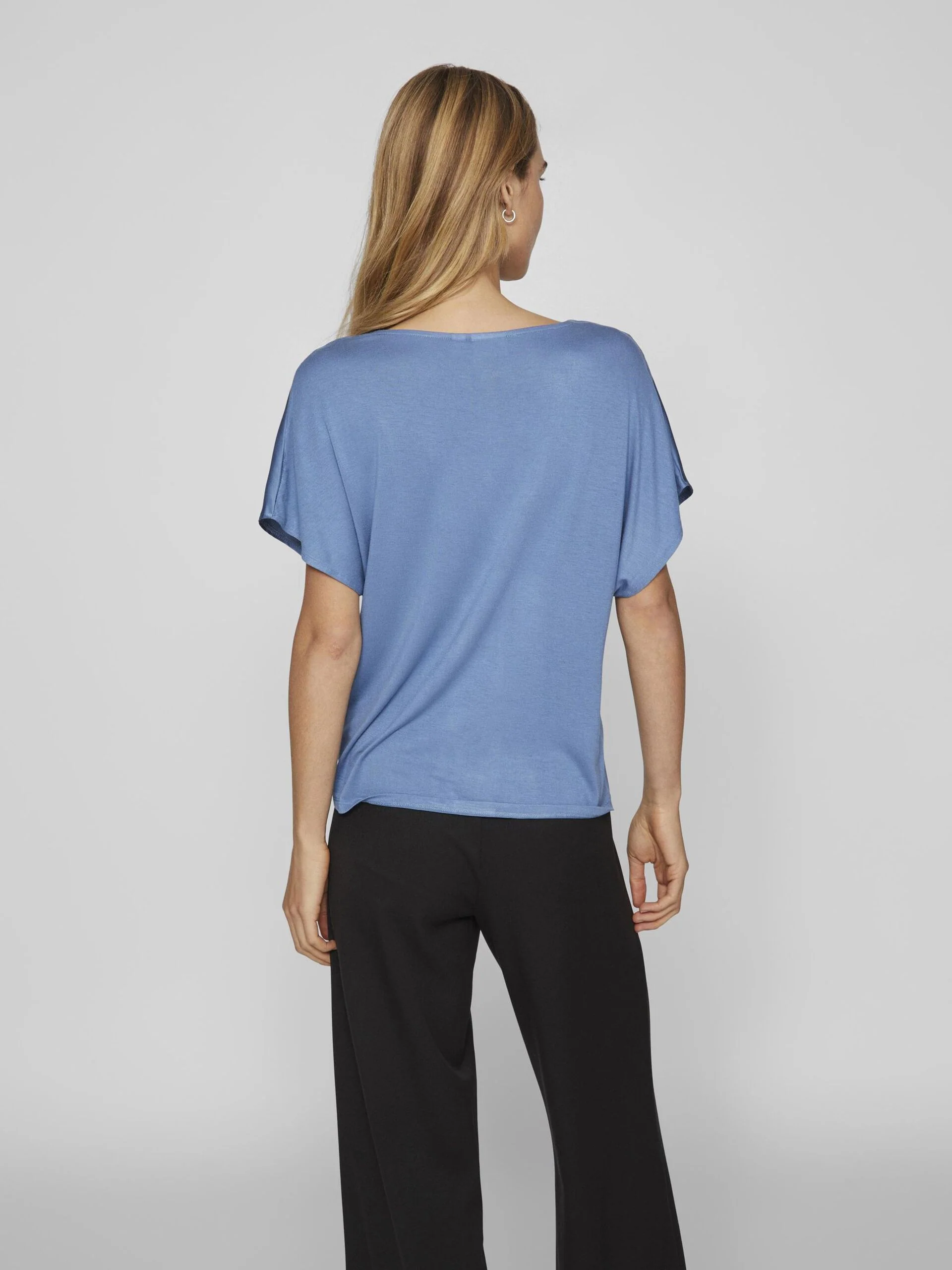 Vila naisten satiinitoppi, VIELLETTE V-NECK S/S SATIN TOP Sininen - Image 2