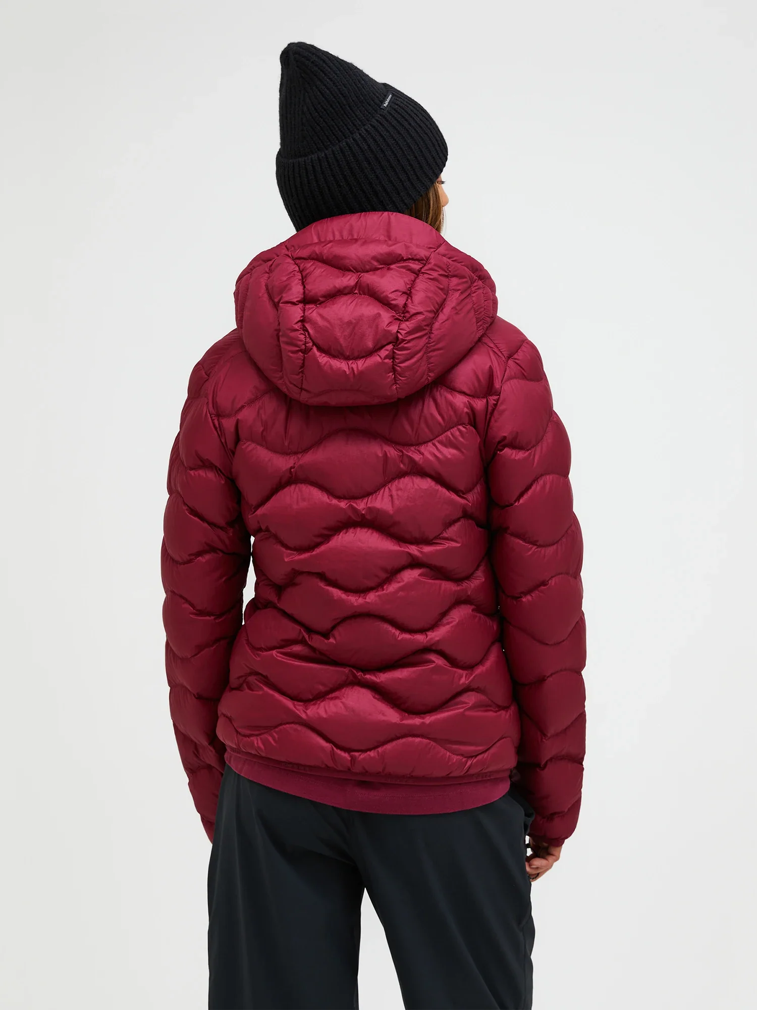 Peak Performance naisten kevytuntuvatakki W HELIUM DOWN HOOD JACKET, viininpunainen - Image 7