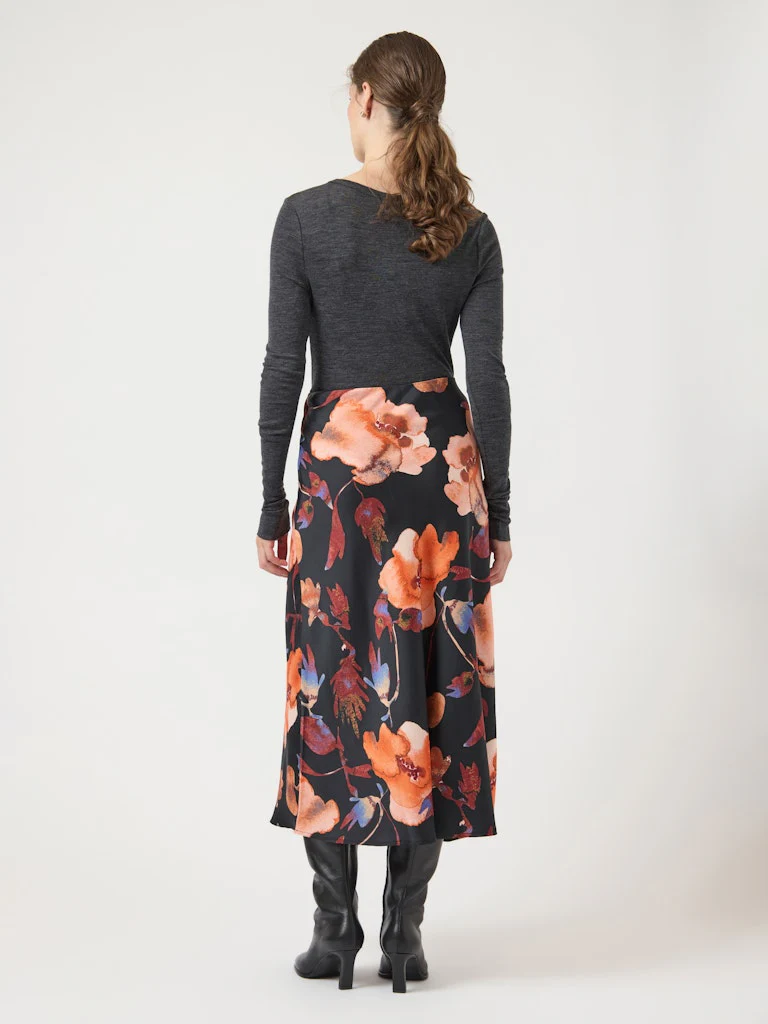 Y.A.S naisten hame YASPELLA HW MIDI SKIRT S. NOOS, Black Pilana - Image 5